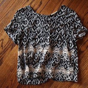 Tribal and lace top size S